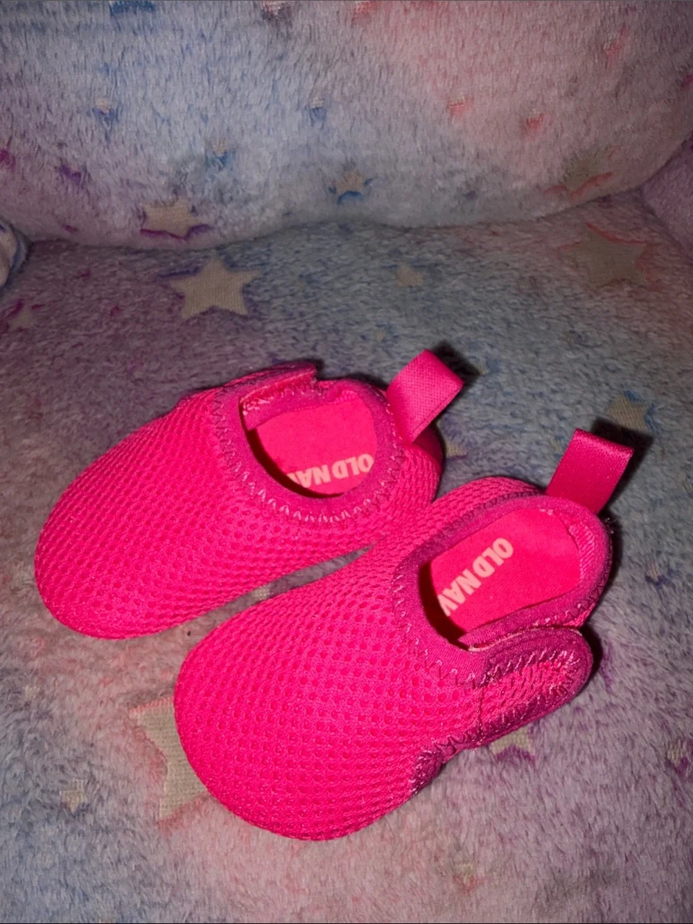 Old Navy Hot Pink Mesh Baby Slip-On Shoes